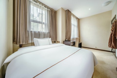 广元女皇温泉酒店