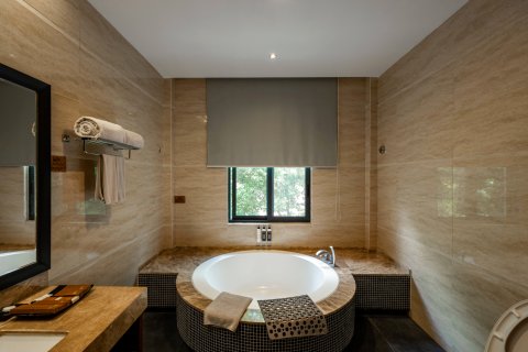 龙岩天子温泉旅游度假区(珑泊湾大酒店)