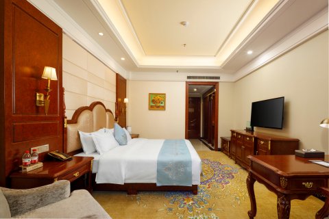 敦煌万盛国际饭店(敦煌夜市店)