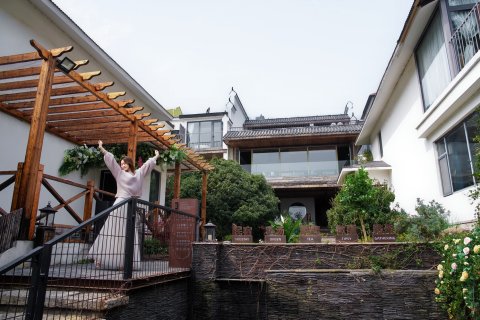 酉旅宿集·瑜上山间汤池养生度假民宿