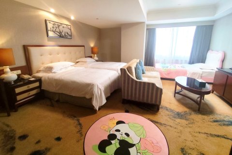 武汉天禄华美达广场酒店(武汉国际广场同济医院店)