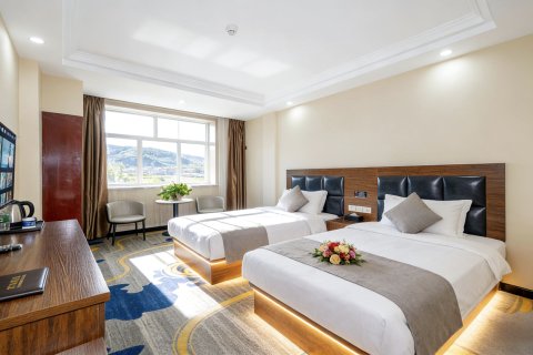 岷县瑞华大酒店(岷州东路店)