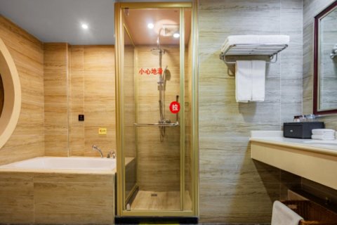 恩施华龙城大酒店