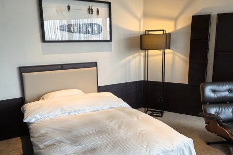 深圳乐酒店(太安地铁站东湖公园店)