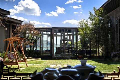 大理洱海水陌海景客栈