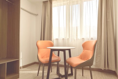 华宿酒店(西宁火车站店)