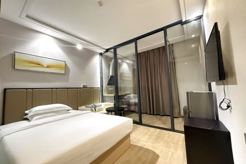 珠海凤凰谷假日酒店(拱北口岸情侣南路店)