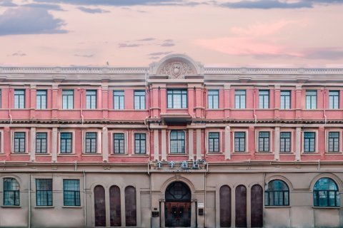 全季酒店（天津火车站津湾广场店）