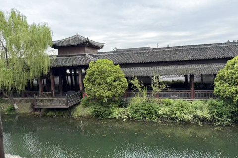 乌镇枕水度假酒店