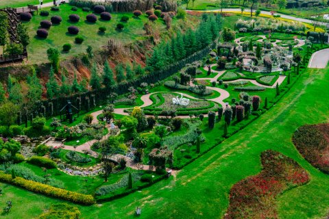 弥勒太平湖森林木屋酒店