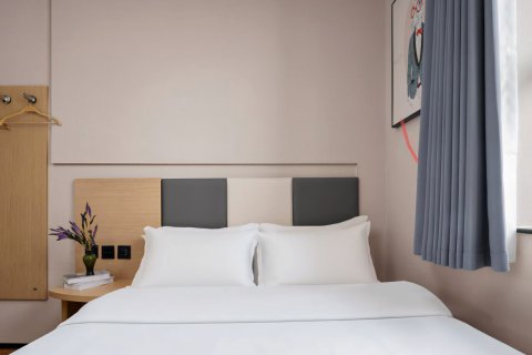 银座佳驿酒店(青岛火车站栈桥中山路店)