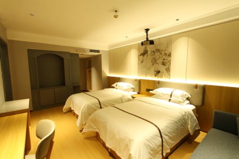 美斯国际饭店(西宁火车站店)