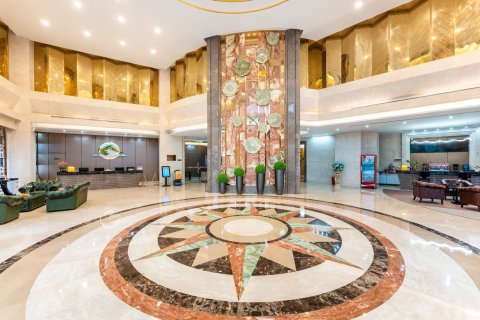 长州酒店(云浮益华广场蟠龙天湖店)