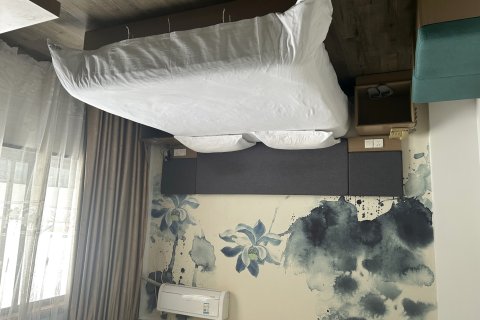 恒8连锁酒店(嵊州西站店)