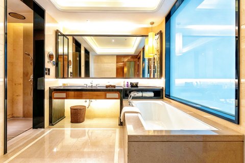 长州酒店(云浮益华广场蟠龙天湖店)