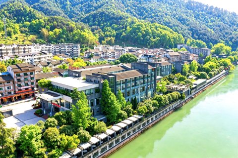 重庆秀泉映月温泉花园酒店