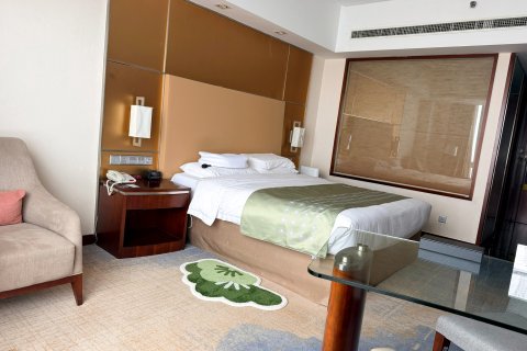 烟台南山皇冠假日酒店