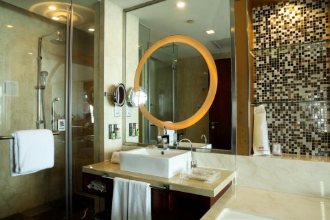 烟台南山皇冠假日酒店