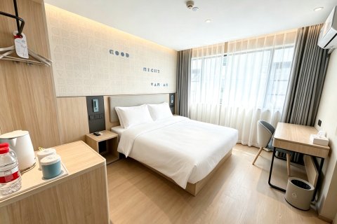 如家酒店·neo(武汉黄鹤楼首义路地铁站店)