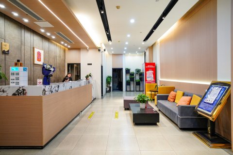 如家睿柏·云酒店(泗洪步行街店)