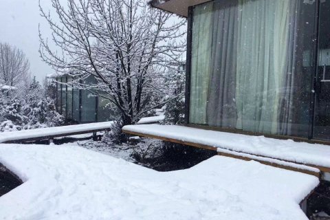 八宿然乌国际自驾房车露营营地