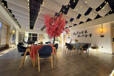 乌兰盐雨小憩民宿