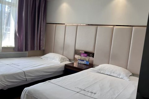 霍尔果斯仙桃国际大酒店