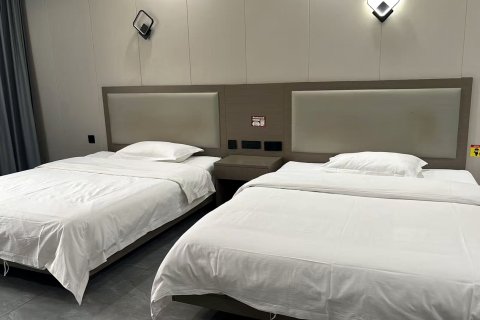 阿拉尔浩瀚大酒店