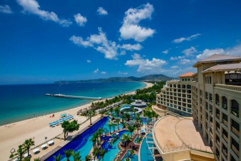 三亚亚龙湾海景国际度假酒店