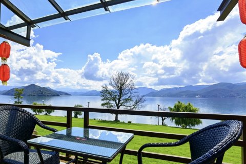 泸沽湖云旅观湖客栈(大落水码头店)