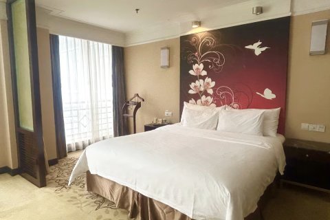 蓝海大饭店(青岛石老人海水浴场国际会展中心店)