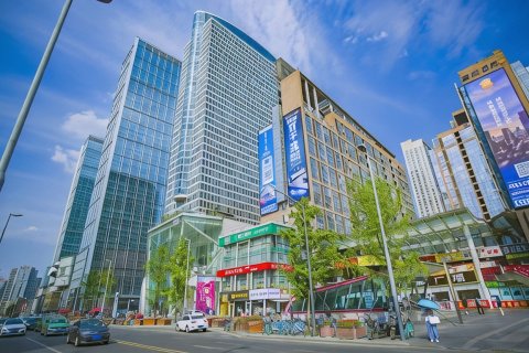 成都鑫源酒店(成都春熙路太古里店)