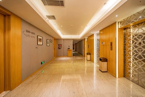 南京玄武湖玄武门亚朵酒店