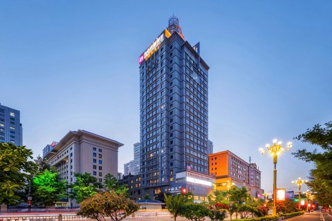 兰州金地名庭酒店(张掖路省政府地铁站店)