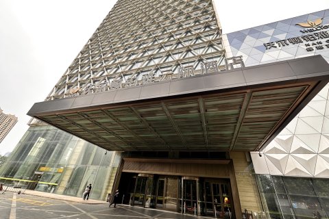 南昌沃尔顿铂雅云际酒店(青山湖区艾溪湖东地铁站店)
