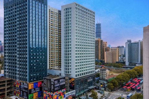 林城万宜酒店(贵阳火车站地铁站青云市集店)