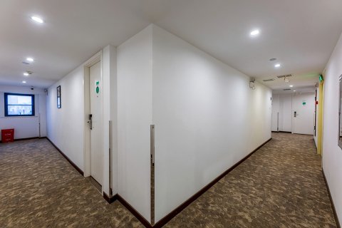 康铂酒店(武汉黄鹤楼武昌火车站店)