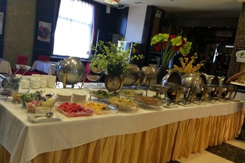 乌兰察布映山饭店(集宁南站集宁四中店)