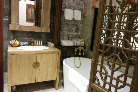 婺源南乡子·西府隐居