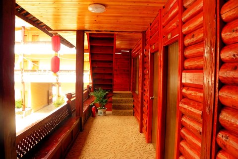 泸沽湖云旅观湖客栈(大落水码头店)