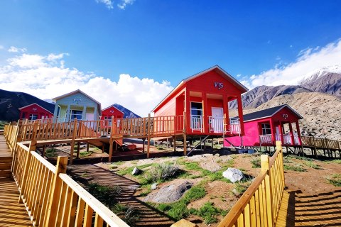 大柴旦雪山温泉度假酒店