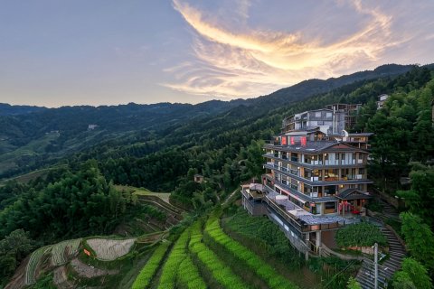 龙脊梯田晨云轩·云端泳池全景酒店(金佛顶三号观景台店)