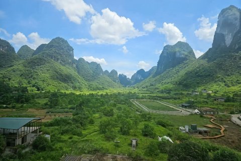 阳朔隐谷度假民宿(遇龙河国家级旅游度假区千古情店)