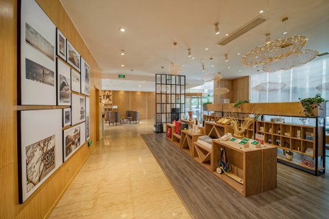 南京玄武湖玄武门亚朵酒店