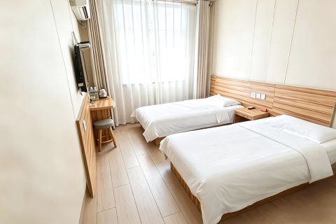 雅客e家快捷酒店(石家庄鹿泉店)
