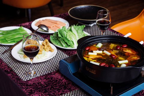 花水湾第一村森林温泉酒店