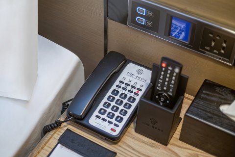 绍兴君隐书圣故里酒店(鲁迅故里店)