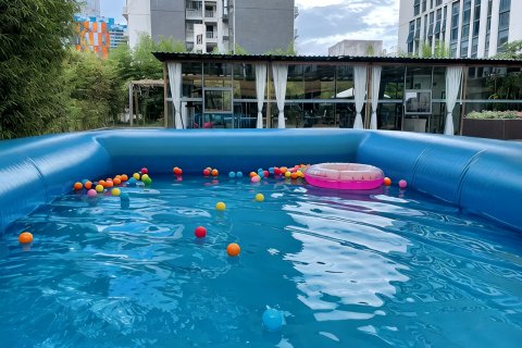 UEASY优逸酒店(柳州窑埠古镇万象城店)