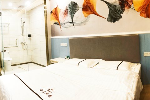 常青酒店(武汉大学小洪山地铁站店)