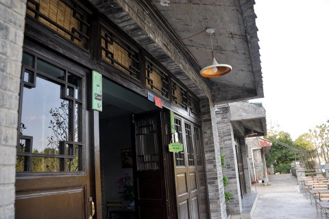 贵阳风居住的街道精品客栈